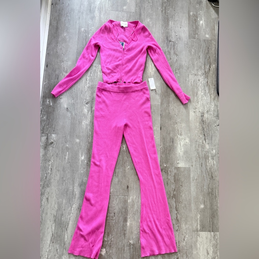 PINK ROSE 2 PIECE SET XS BNWT